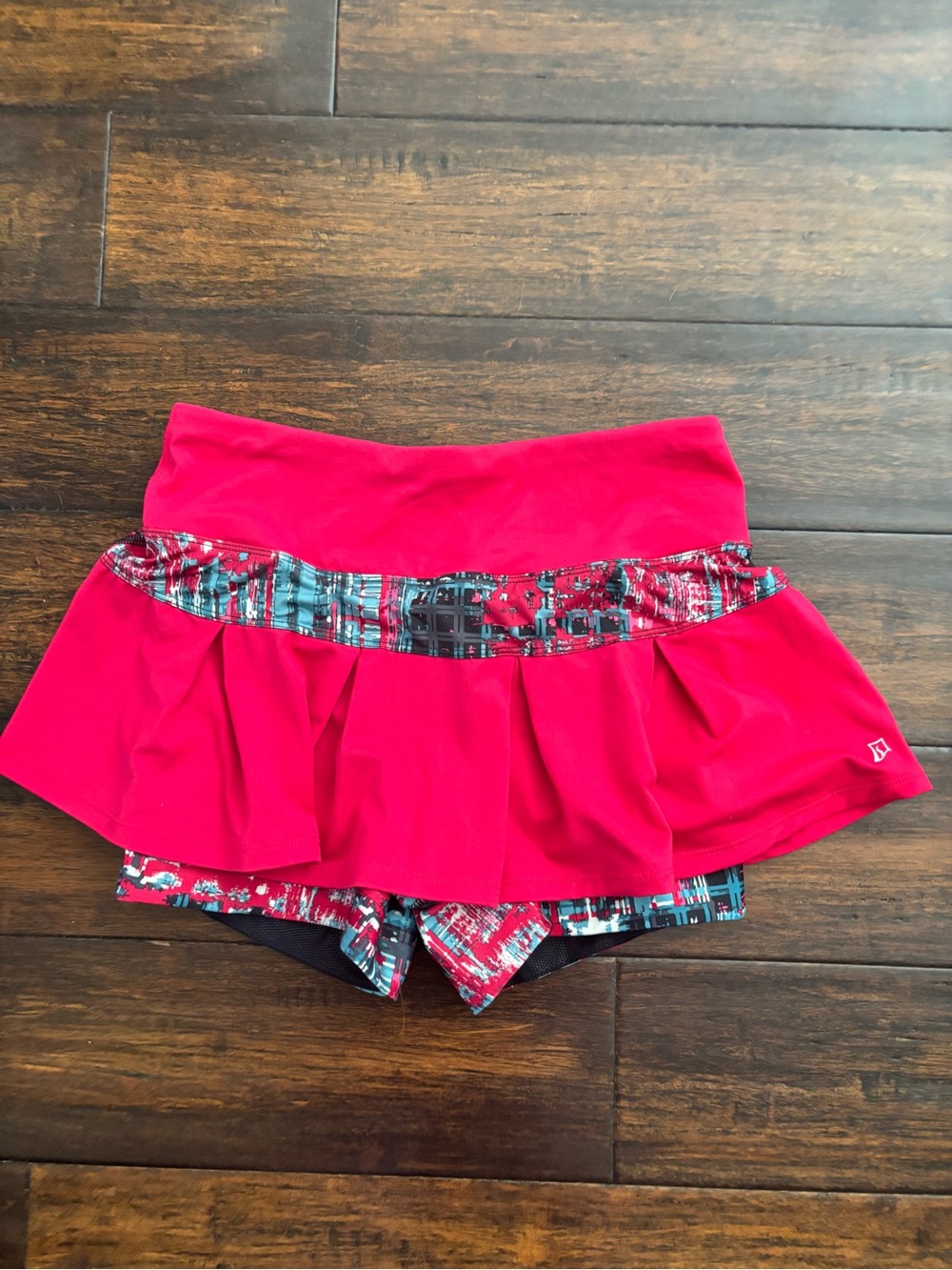 SkirtSports Running Sport Tennis Skirt with compression shorts Size Small